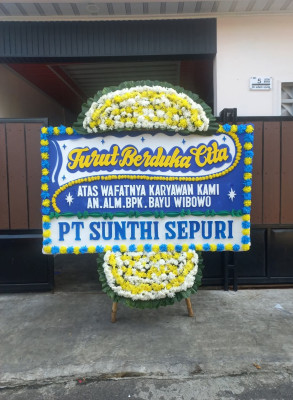Papan Bunga Duka di Cipayung