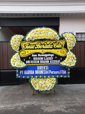 Papan Bunga Duka di Cipayung